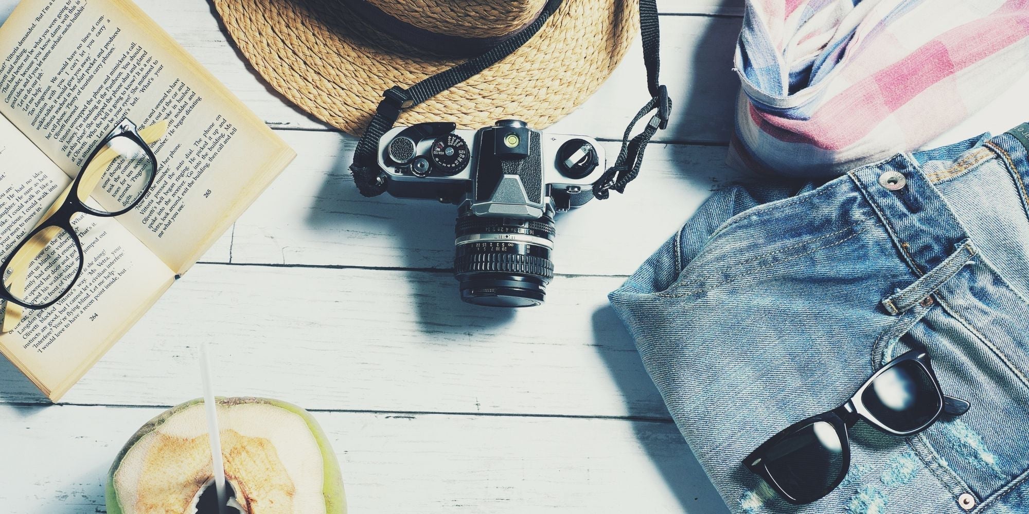 8 Women’s Travel Essentials That Are Must-Haves for Any Trip - Zaca